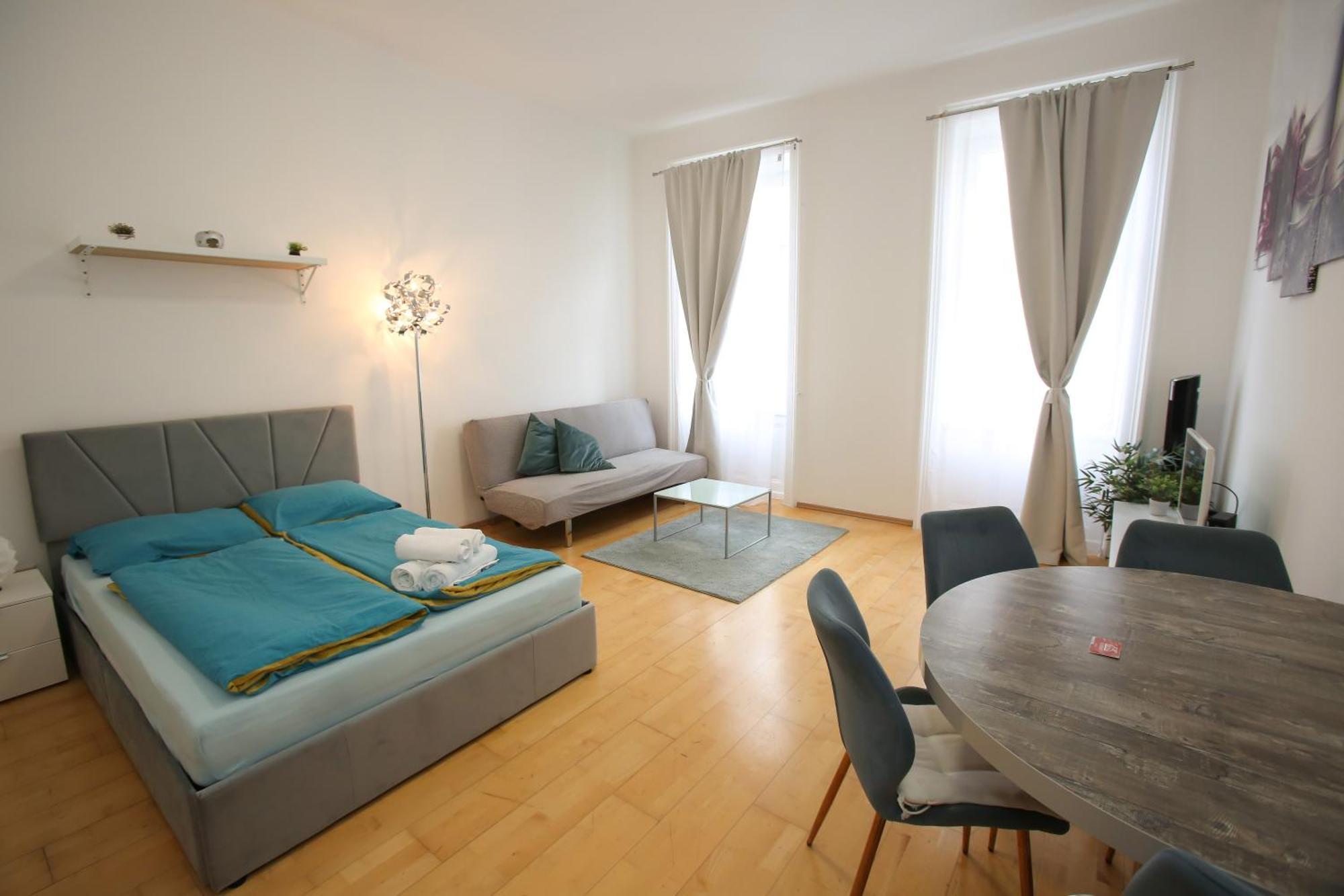 Downtown Bliss Modern Retreat With Free Parking And Fast Internet 600 Mbits Appartement Wenen Buitenkant foto
